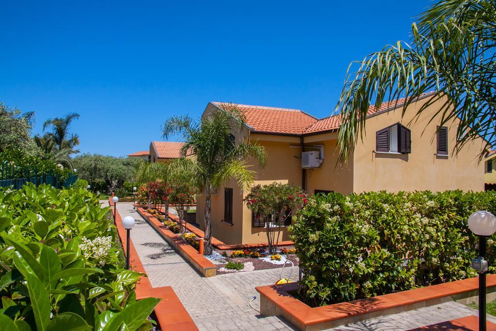 Baia Degli Ulivi Apartments Cefalù Exterior foto